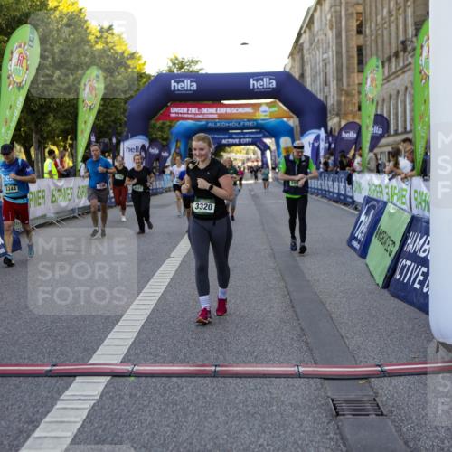 01.09.2024 - BARMER Alsterlauf Kathrin Stürmer Photography http://msf.ph/oto/6972192 01.09.2024 10:19:40 Ziel 3387, 3388, 4898, 2051, 2196, 2452, 2468, 3213, 3240, 3320, 3344, 3738, 3739, 3784, 3937, 4921, 4922 meine-sportfotos.de