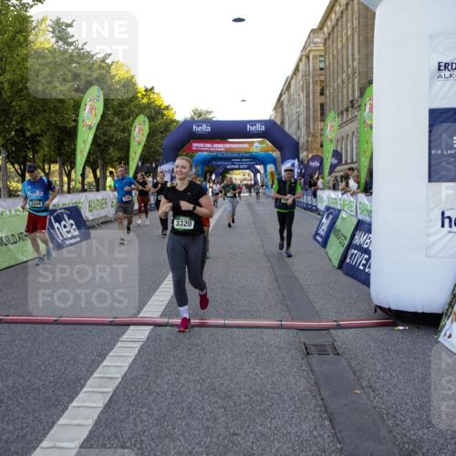 01.09.2024 - BARMER Alsterlauf Kathrin Stürmer Photography http://msf.ph/oto/6972197 01.09.2024 10:19:40 Ziel 3387, 3388, 4898, 2051, 2196, 2452, 2468, 3213, 3240, 3320, 3344, 3738, 3739, 3784, 3937, 4921, 4922 meine-sportfotos.de