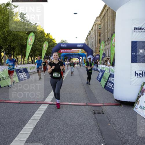 01.09.2024 - BARMER Alsterlauf Kathrin Stürmer Photography http://msf.ph/oto/6972198 01.09.2024 10:19:41 Ziel 3387, 3388, 4898, 2051, 2196, 2452, 2468, 3213, 3240, 3320, 3344, 3738, 3739, 3784, 3937, 4921, 4922 meine-sportfotos.de