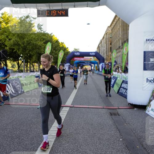 01.09.2024 - BARMER Alsterlauf Kathrin Stürmer Photography http://msf.ph/oto/6972205 01.09.2024 10:19:42 Ziel 3387, 3388, 4898, 2051, 2196, 2435, 2452, 2687, 2713, 3213, 3240, 3320, 3344, 3738, 3739, 3784, 3937, 4921, 4922 meine-sportfotos.de