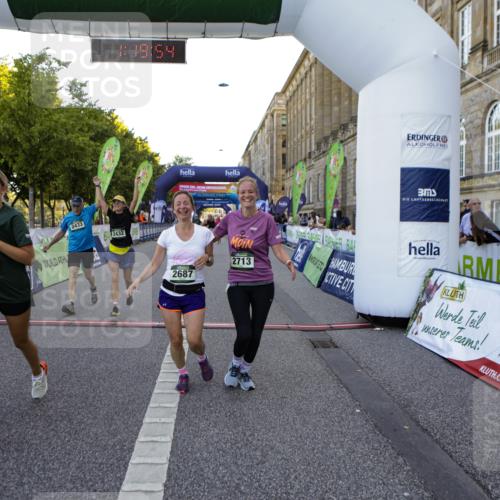 01.09.2024 - BARMER Alsterlauf Kathrin Stürmer Photography http://msf.ph/oto/6972227 01.09.2024 10:19:52 Ziel 2053, 2432, 2433, 2435, 2687, 2713, 3213, 3346, 4469, 4653, 8374, 8375 meine-sportfotos.de
