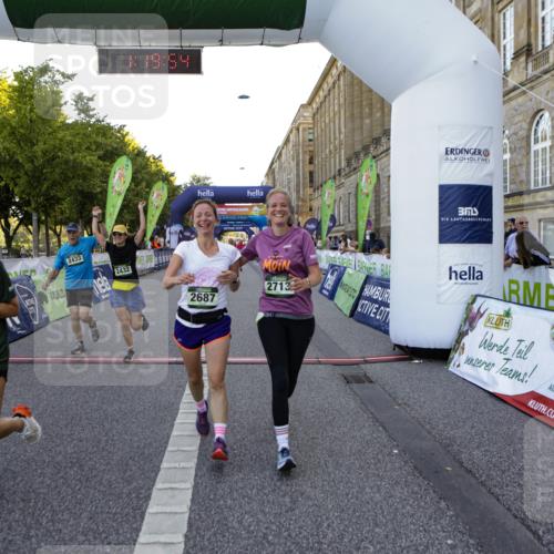01.09.2024 - BARMER Alsterlauf Kathrin Stürmer Photography http://msf.ph/oto/6972228 01.09.2024 10:19:52 Ziel 2053, 2432, 2433, 2435, 2687, 2713, 3213, 3346, 4469, 4653, 8374, 8375 meine-sportfotos.de