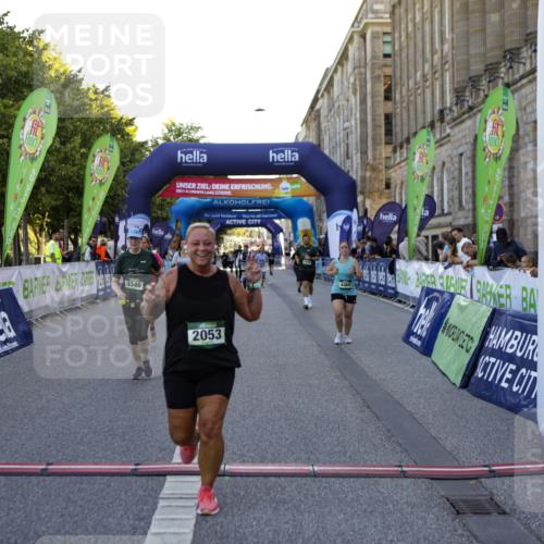 01.09.2024 - BARMER Alsterlauf Kathrin Stürmer Photography http://msf.ph/oto/6972233 01.09.2024 10:19:57 Ziel 2053, 2432, 2433, 2434, 2435, 2687, 2713, 3346, 4469, 4653, 8374, 8375 meine-sportfotos.de