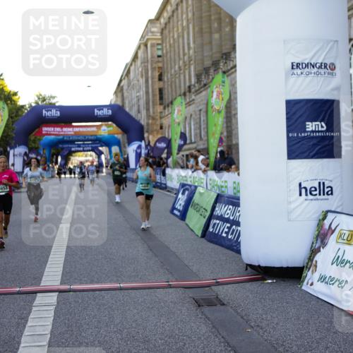 01.09.2024 - BARMER Alsterlauf Kathrin Stürmer Photography http://msf.ph/oto/6972242 01.09.2024 10:19:58 Ziel 2053, 2142, 2432, 2433, 2434, 3346, 4469, 4653, 4991, 8374, 8375 meine-sportfotos.de