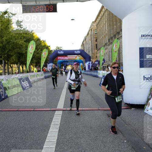 01.09.2024 - BARMER Alsterlauf Kathrin Stürmer Photography http://msf.ph/oto/6972257 01.09.2024 10:20:07 Ziel 2085, 2142, 2434, 3554, 3855, 4469, 4552, 4991, 8374, 8375 meine-sportfotos.de