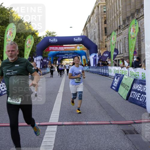 01.09.2024 - BARMER Alsterlauf Kathrin Stürmer Photography http://msf.ph/oto/6972260 01.09.2024 10:20:10 Ziel 2085, 2142, 2434, 3508, 3554, 3855, 4131, 4132, 4552, 4863, 4868, 4991 meine-sportfotos.de