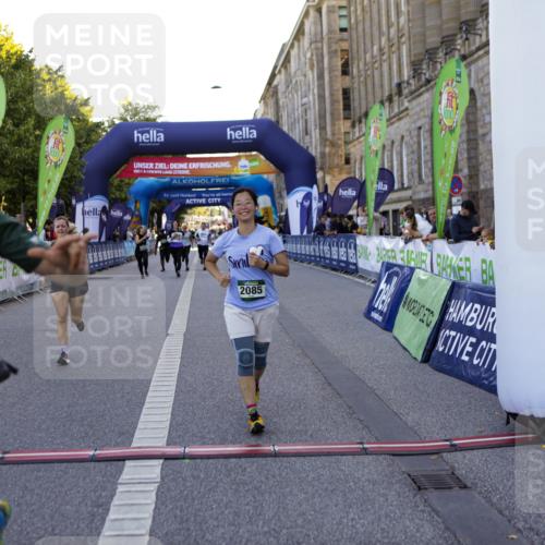 01.09.2024 - BARMER Alsterlauf Kathrin Stürmer Photography http://msf.ph/oto/6972262 01.09.2024 10:20:10 Ziel 2085, 2142, 2434, 3508, 3554, 3855, 4131, 4132, 4552, 4863, 4868, 4991 meine-sportfotos.de