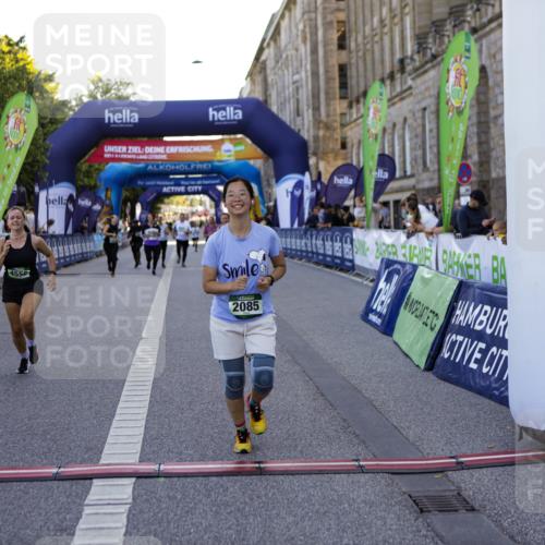 01.09.2024 - BARMER Alsterlauf Kathrin Stürmer Photography http://msf.ph/oto/6972263 01.09.2024 10:20:11 Ziel 2085, 2142, 2434, 3508, 3554, 3855, 4131, 4132, 4552, 4863, 4868, 4991, 8097 meine-sportfotos.de