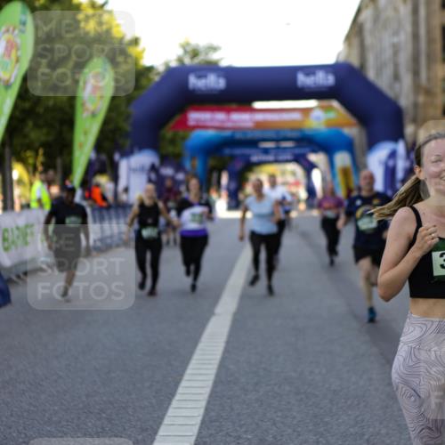 01.09.2024 - BARMER Alsterlauf Kathrin Stürmer Photography http://msf.ph/oto/6972274 01.09.2024 10:20:15 Ziel 4451, 4452, 2023, 2085, 2754, 3508, 3554, 3855, 4131, 4132, 4552, 4863, 4868, 8097 meine-sportfotos.de