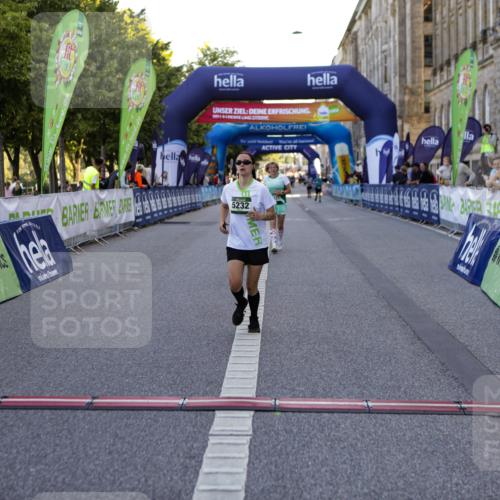 01.09.2024 - BARMER Alsterlauf Kathrin Stürmer Photography http://msf.ph/oto/6972295 01.09.2024 10:20:26 Ziel 3575, 4451, 4452, 4914, 8183, 2023, 2754, 2821, 5232, 8097 meine-sportfotos.de