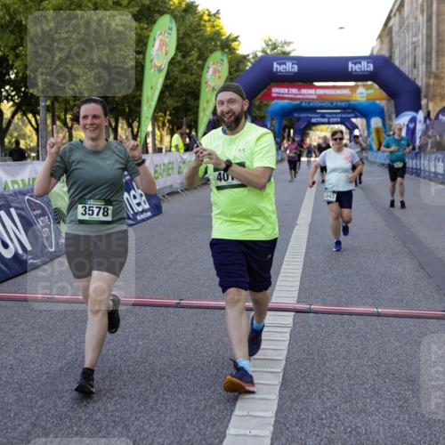 01.09.2024 - BARMER Alsterlauf Kathrin Stürmer Photography http://msf.ph/oto/6972319 01.09.2024 10:20:46 Ziel 3566, 4914, 5103, 8152, 8183, 2071, 3553, 3578, 3642, 4013, 4043, 8355 meine-sportfotos.de