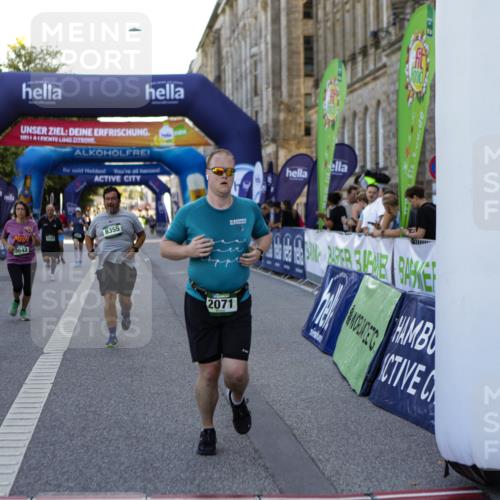 01.09.2024 - BARMER Alsterlauf Kathrin Stürmer Photography http://msf.ph/oto/6972332 01.09.2024 10:20:50 Ziel 2730, 3566, 2071, 3553, 3578, 3642, 4013, 4043, 4389, 8355 meine-sportfotos.de