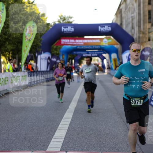 01.09.2024 - BARMER Alsterlauf Kathrin Stürmer Photography http://msf.ph/oto/6972336 01.09.2024 10:20:51 Ziel 2730, 3566, 2071, 3553, 3578, 3642, 4013, 4043, 4389, 8355 meine-sportfotos.de