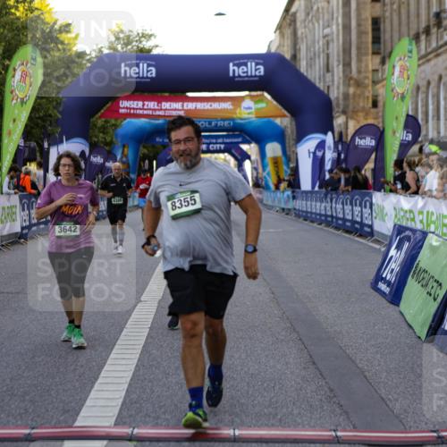 01.09.2024 - BARMER Alsterlauf Kathrin Stürmer Photography http://msf.ph/oto/6972339 01.09.2024 10:20:53 Ziel 2730, 3566, 2071, 3553, 3642, 4043, 4389, 4903, 8355 meine-sportfotos.de