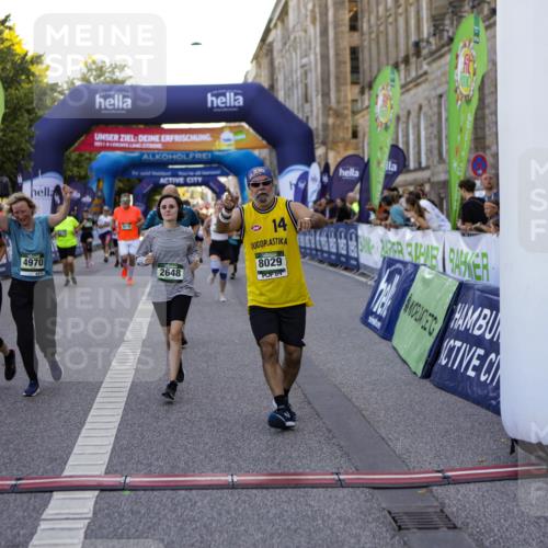 01.09.2024 - BARMER Alsterlauf Kathrin Stürmer Photography http://msf.ph/oto/6972356 01.09.2024 10:21:17 Ziel 2225, 2641, 2648, 3006, 3219, 3220, 3266, 3347, 3557, 4099, 4105, 4144, 4970, 8016, 8029 meine-sportfotos.de