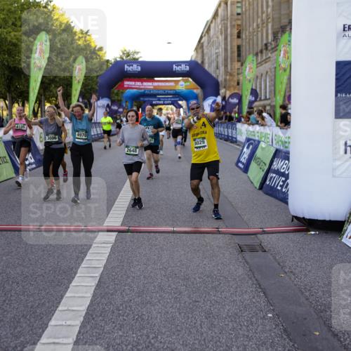 01.09.2024 - BARMER Alsterlauf Kathrin Stürmer Photography http://msf.ph/oto/6972359 01.09.2024 10:21:18 Ziel 2225, 2641, 2648, 3006, 3012, 3219, 3220, 3266, 3347, 3557, 4099, 4105, 4144, 4970, 8016, 8029 meine-sportfotos.de