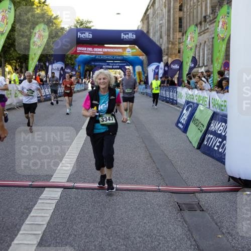 01.09.2024 - BARMER Alsterlauf Kathrin Stürmer Photography http://msf.ph/oto/6972371 01.09.2024 10:21:25 Ziel 2225, 2641, 2648, 3006, 3012, 3219, 3220, 3266, 3281, 3282, 3347, 4099, 4105, 4144, 4309, 4445, 4551, 4970, 8016, 8029 meine-sportfotos.de