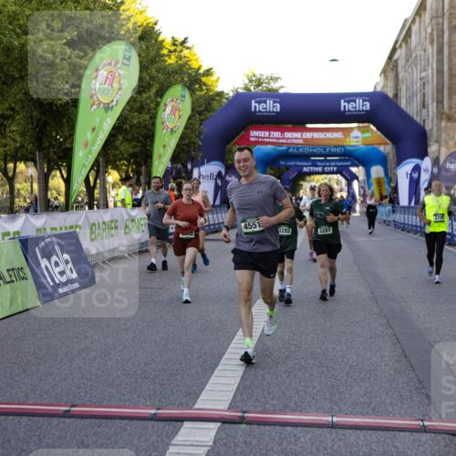 01.09.2024 - BARMER Alsterlauf Kathrin Stürmer Photography http://msf.ph/oto/6972375 01.09.2024 10:21:28 Ziel 2225, 3012, 3266, 3281, 3282, 3347, 4144, 4309, 4445, 4551, 8016 meine-sportfotos.de