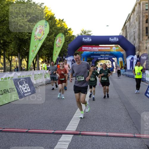 01.09.2024 - BARMER Alsterlauf Kathrin Stürmer Photography http://msf.ph/oto/6972376 01.09.2024 10:21:28 Ziel 2225, 3012, 3266, 3281, 3282, 3347, 4144, 4309, 4445, 4551, 8016 meine-sportfotos.de