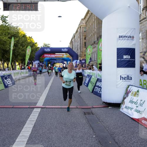 01.09.2024 - BARMER Alsterlauf Kathrin Stürmer Photography http://msf.ph/oto/6972396 01.09.2024 10:21:39 Ziel 4544, 2346, 2744, 3302, 3360, 4913 meine-sportfotos.de