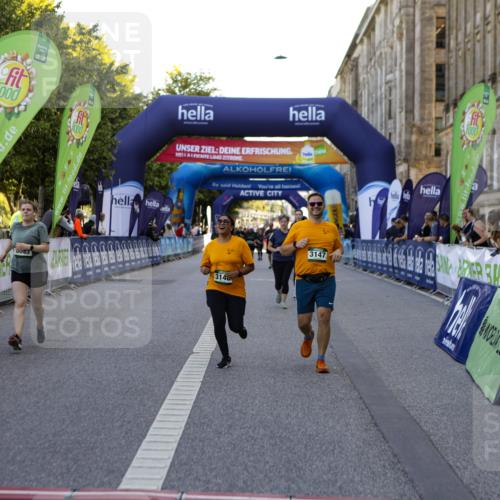 01.09.2024 - BARMER Alsterlauf Kathrin Stürmer Photography http://msf.ph/oto/6972429 01.09.2024 10:22:00 Ziel 3380, 2287, 2288, 3146, 3147, 3319, 3913, 4019, 8083 meine-sportfotos.de