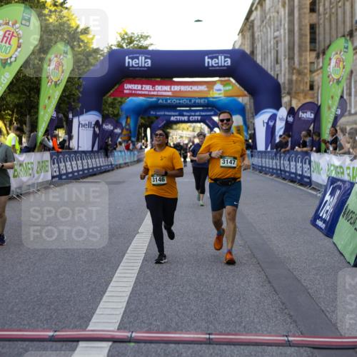 01.09.2024 - BARMER Alsterlauf Kathrin Stürmer Photography http://msf.ph/oto/6972433 01.09.2024 10:22:01 Ziel 3380, 2287, 2288, 3146, 3147, 3319, 3913, 4019, 8083 meine-sportfotos.de