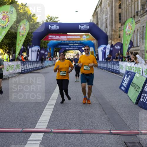 01.09.2024 - BARMER Alsterlauf Kathrin Stürmer Photography http://msf.ph/oto/6972434 01.09.2024 10:22:01 Ziel 3380, 2287, 2288, 3146, 3147, 3319, 3913, 4019, 8083 meine-sportfotos.de