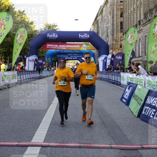 01.09.2024 - BARMER Alsterlauf Kathrin Stürmer Photography http://msf.ph/oto/6972437 01.09.2024 10:22:02 Ziel 3380, 2287, 3146, 3147, 3319, 3913, 4019, 8083 meine-sportfotos.de