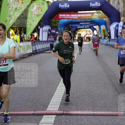 01.09.2024 - BARMER Alsterlauf Kathrin Stürmer Photography http://msf.ph/oto/6972446 01.09.2024 10:22:22 Ziel 2178, 2277, 2326, 2803, 3157, 3210, 3221, 3222, 3250, 3300, 3926, 4983, 8357 meine-sportfotos.de