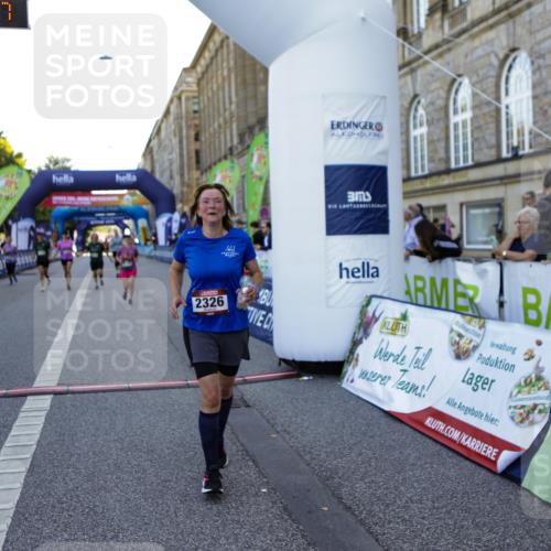 01.09.2024 - BARMER Alsterlauf Kathrin Stürmer Photography http://msf.ph/oto/6972453 01.09.2024 10:22:25 Ziel 3330, 2178, 2277, 2326, 2803, 3210, 3221, 3222, 3300, 3925, 3926, 8357 meine-sportfotos.de