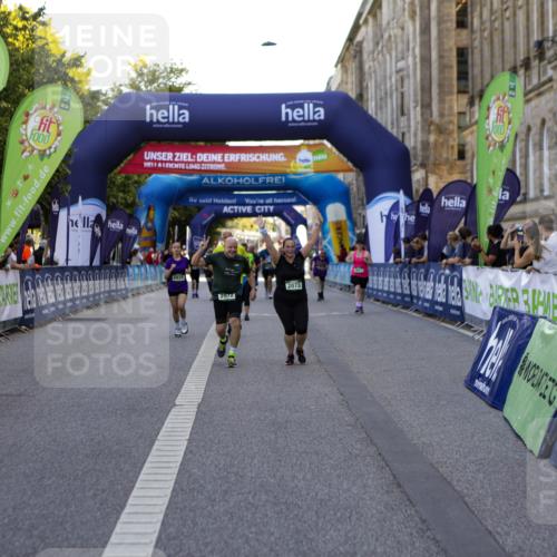 01.09.2024 - BARMER Alsterlauf Kathrin Stürmer Photography http://msf.ph/oto/6972486 01.09.2024 10:23:01 Ziel 3963, 4170, 2072, 2073, 3261, 3395, 3902, 3914, 4632, 4651, 4927, 4928, 5036 meine-sportfotos.de