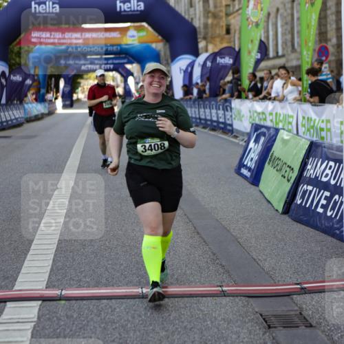 01.09.2024 - BARMER Alsterlauf Kathrin Stürmer Photography http://msf.ph/oto/6972538 01.09.2024 10:23:26 Ziel 2161, 3426, 3429, 3672, 5061, 2376, 2635, 2645, 2799, 2800, 3408, 3840, 4456, 5032, 8320 meine-sportfotos.de