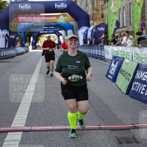 01.09.2024 - BARMER Alsterlauf Kathrin Stürmer Photography http://msf.ph/oto/6972539 01.09.2024 10:23:26 Ziel 2161, 3426, 3429, 3672, 5061, 2376, 2635, 2645, 2799, 2800, 3408, 3840, 4456, 5032, 8320 meine-sportfotos.de