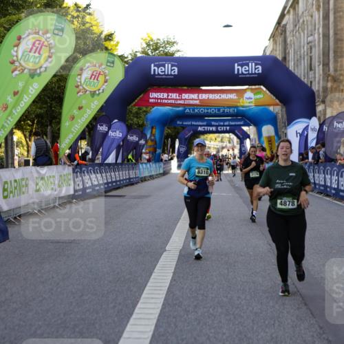 01.09.2024 - BARMER Alsterlauf Kathrin Stürmer Photography http://msf.ph/oto/6972552 01.09.2024 10:23:52 Ziel 2226, 3574, 3695, 4025, 3174, 3304, 4878, 5120, 8310 meine-sportfotos.de