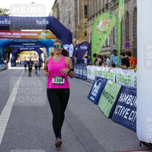 01.09.2024 - BARMER Alsterlauf Kathrin Stürmer Photography http://msf.ph/oto/6972570 01.09.2024 10:24:00 Ziel 2226, 3174, 3304, 5120, 8310 meine-sportfotos.de