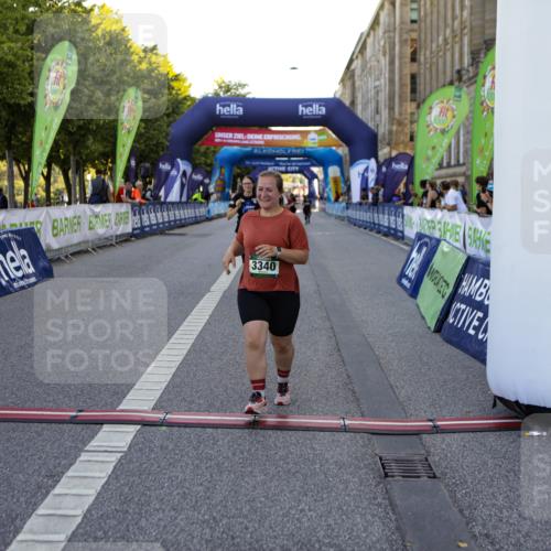 01.09.2024 - BARMER Alsterlauf Kathrin Stürmer Photography http://msf.ph/oto/6972578 01.09.2024 10:24:10 Ziel 2226, 2643, 2644, 2138, 2995, 3340 meine-sportfotos.de
