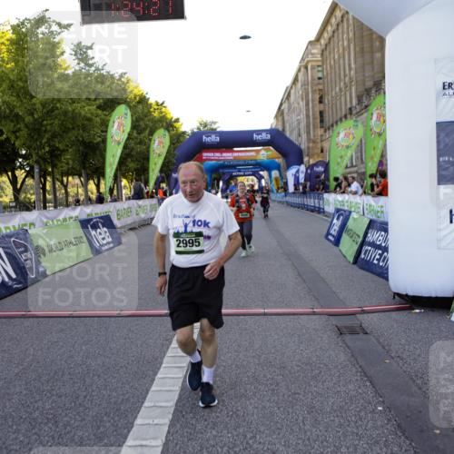 01.09.2024 - BARMER Alsterlauf Kathrin Stürmer Photography http://msf.ph/oto/6972588 01.09.2024 10:24:19 Ziel 2643, 2644, 2779, 2138, 2597, 2598, 2995, 3660, 4090 meine-sportfotos.de