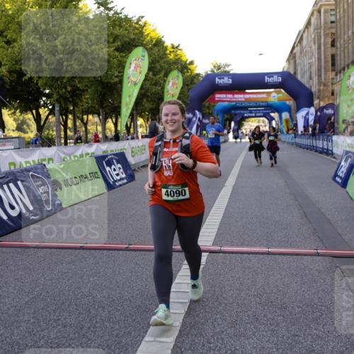01.09.2024 - BARMER Alsterlauf Kathrin Stürmer Photography http://msf.ph/oto/6972589 01.09.2024 10:24:21 Ziel 2643, 2644, 2779, 2597, 2598, 2995, 3660, 4090 meine-sportfotos.de