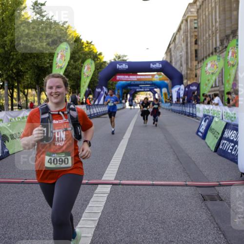 01.09.2024 - BARMER Alsterlauf Kathrin Stürmer Photography http://msf.ph/oto/6972591 01.09.2024 10:24:22 Ziel 2643, 2644, 2779, 2597, 2598, 2995, 3660, 4090 meine-sportfotos.de