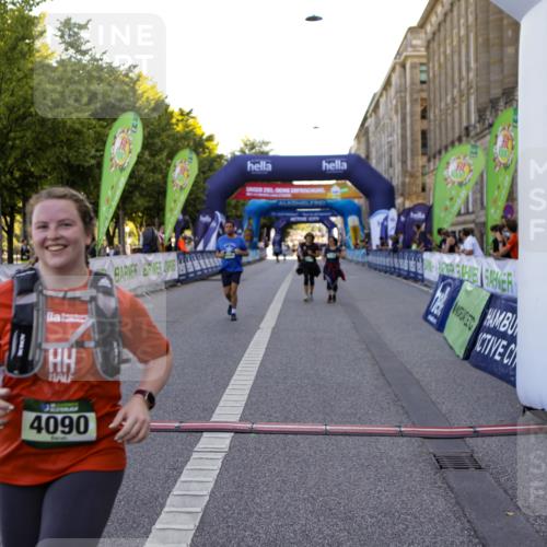 01.09.2024 - BARMER Alsterlauf Kathrin Stürmer Photography http://msf.ph/oto/6972592 01.09.2024 10:24:22 Ziel 2643, 2644, 2779, 2597, 2598, 2995, 3660, 4090 meine-sportfotos.de