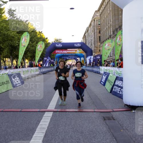 01.09.2024 - BARMER Alsterlauf Kathrin Stürmer Photography http://msf.ph/oto/6972602 01.09.2024 10:24:27 Ziel 2779, 2597, 2598, 3660, 4090 meine-sportfotos.de