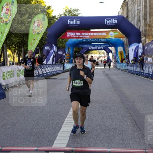 01.09.2024 - BARMER Alsterlauf Kathrin Stürmer Photography http://msf.ph/oto/6972627 01.09.2024 10:24:56 Ziel 2273, 2794, 3837, 8188, 8247 meine-sportfotos.de