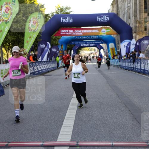 01.09.2024 - BARMER Alsterlauf Kathrin Stürmer Photography http://msf.ph/oto/6972640 01.09.2024 10:25:06 Ziel 2273, 2743, 3127, 3993, 4527, 8247 meine-sportfotos.de