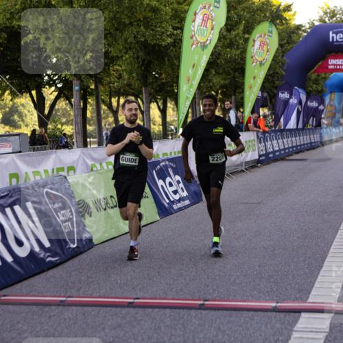 01.09.2024 - BARMER Alsterlauf Kathrin Stürmer Photography http://msf.ph/oto/6972647 01.09.2024 10:25:20 Ziel 2767, 2768, 2201, 2240, 3993, 8291 meine-sportfotos.de