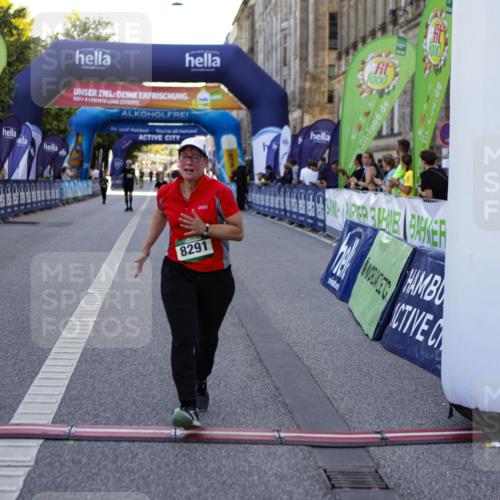 01.09.2024 - BARMER Alsterlauf Kathrin Stürmer Photography http://msf.ph/oto/6972658 01.09.2024 10:25:23 Ziel 2767, 2768, 2201, 2240, 8291 meine-sportfotos.de