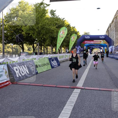 01.09.2024 - BARMER Alsterlauf Kathrin Stürmer Photography http://msf.ph/oto/6972667 01.09.2024 10:25:32 Ziel 2365, 4044, 5069 meine-sportfotos.de