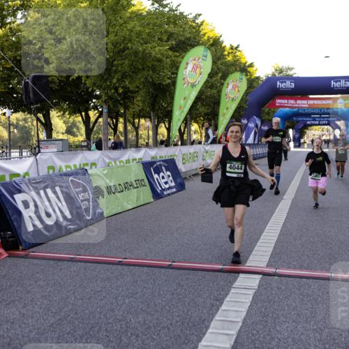 01.09.2024 - BARMER Alsterlauf Kathrin Stürmer Photography http://msf.ph/oto/6972669 01.09.2024 10:25:32 Ziel 2365, 4044, 5069 meine-sportfotos.de