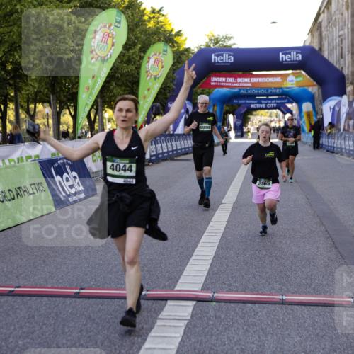 01.09.2024 - BARMER Alsterlauf Kathrin Stürmer Photography http://msf.ph/oto/6972673 01.09.2024 10:25:33 Ziel 2365, 4044, 5069 meine-sportfotos.de