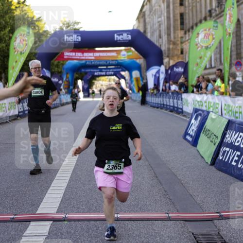 01.09.2024 - BARMER Alsterlauf Kathrin Stürmer Photography http://msf.ph/oto/6972680 01.09.2024 10:25:34 Ziel 2365, 4044, 5069 meine-sportfotos.de