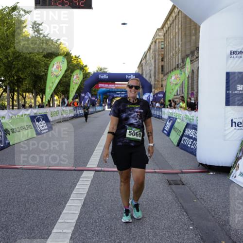 01.09.2024 - BARMER Alsterlauf Kathrin Stürmer Photography http://msf.ph/oto/6972690 01.09.2024 10:25:40 Ziel 2365, 2859, 5069 meine-sportfotos.de